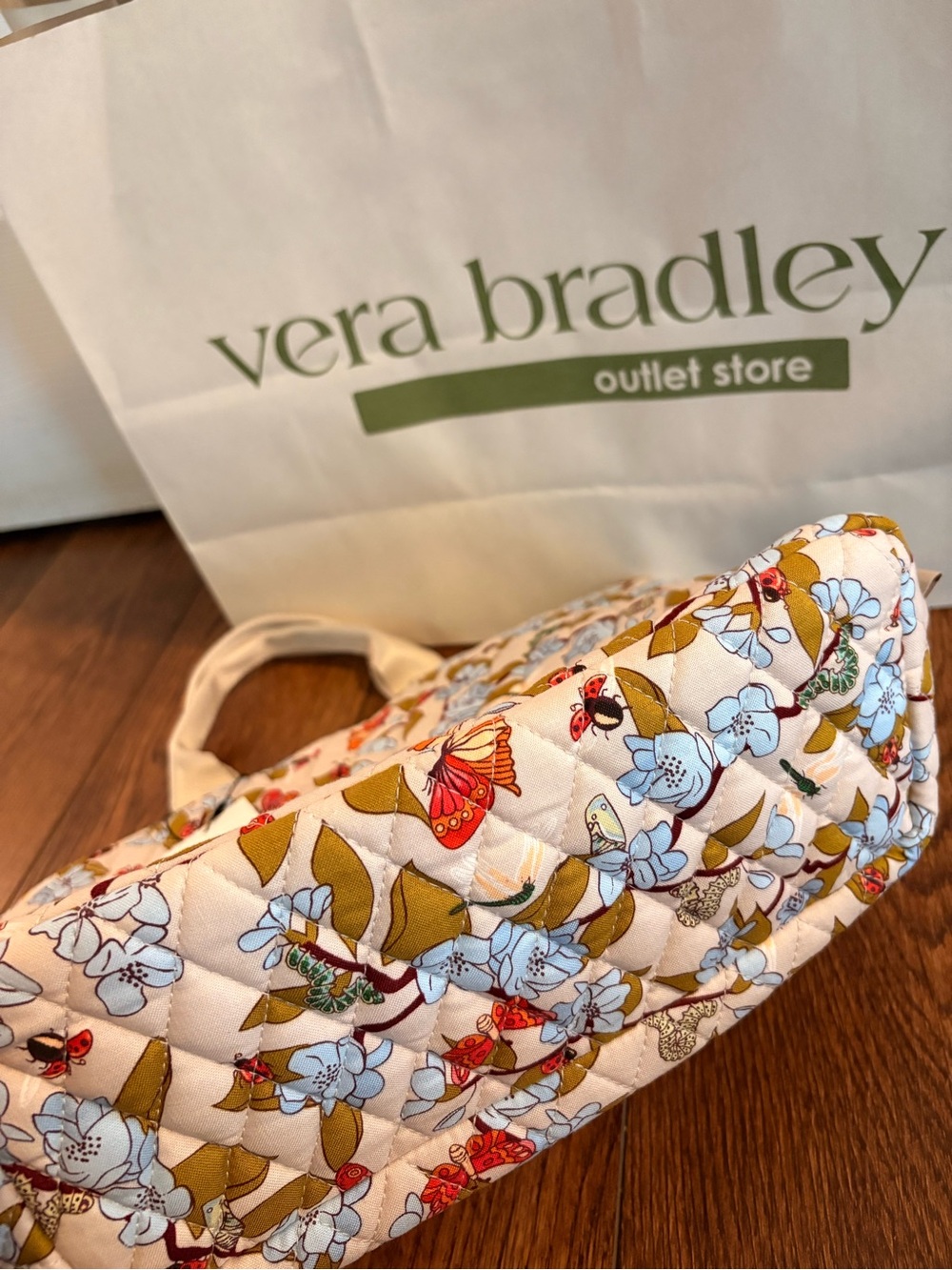 Vera Bradley Quilted Floral Lunch Tote - Cream, Light Blue & Olive - Picture 5 of 7